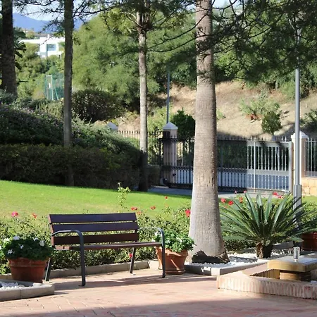 Atico Con Vista Al Mar Y Cerca Campos De Golf * Estepona