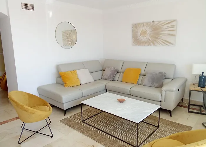 Atico Con Vista Al Mar Y Cerca Campos De Golf Daire Estepona